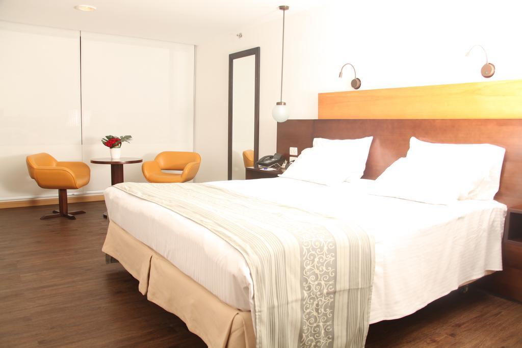 Hotel Dann Norte Bogota Buitenkant foto